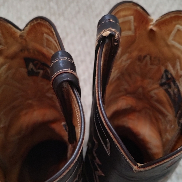 Black Label Vintage Tony Lama Sea 🐢's size 10B "Holy Grail's" - Picture 5 of 5